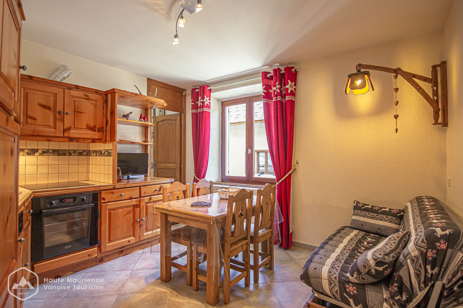 val-cenis-lanslebourg-rental-2-person-apartment-furniture-sabot-de-venus - HMVT