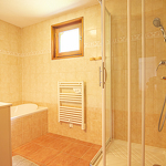 © val-cenis-lanslebourg-location-8-personnes-appartement-les-abeilles-rosaz-pierre - HMVT