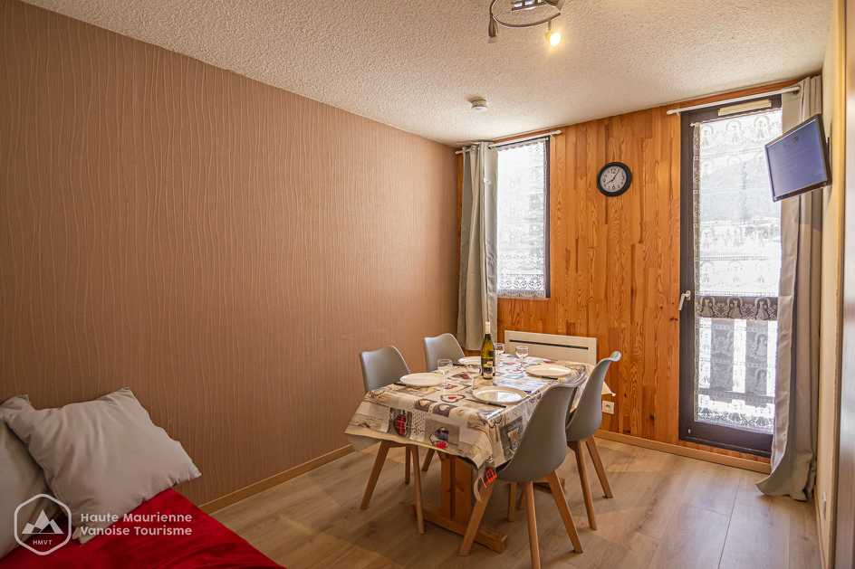 © val-cenis-lanslevillard-residence-arselle-location-4-personnes-cimaz - HMVT