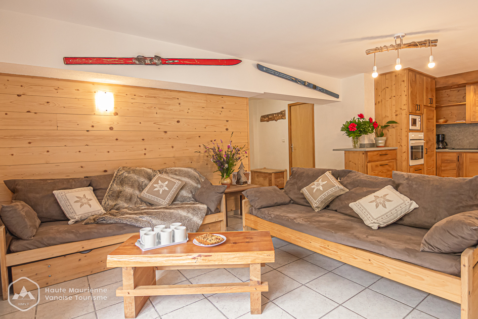 © val-cenis-lanslebourg-résidence-la-margerie-location-10-personnes-appartement-les-tavernettes - HMVT