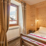 © val-cenis-lanslebourg-résidence-la-margerie-location-10-personnes-appartement-les-tavernettes - HMVT