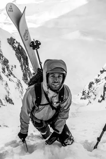 Portrait of Thibaud Mourey, mountain guide in Val Cenis - Thibaud Mourey
