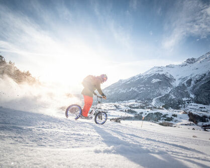 Descente en Xbike, la trottinette sur neige