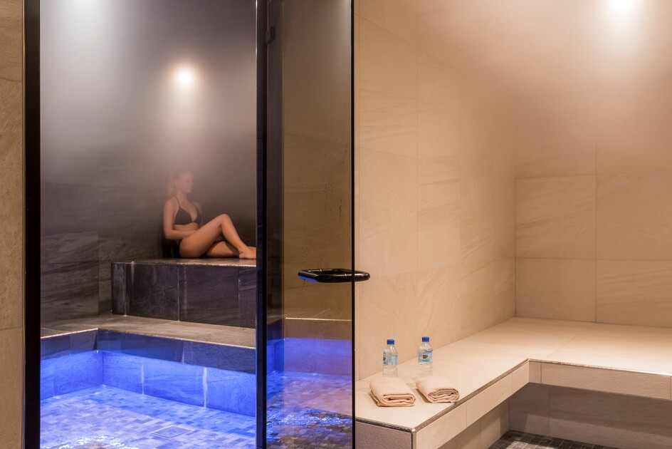 © Hammam - Saint-Charles Hôtel&Spa / ABACA PRESS
