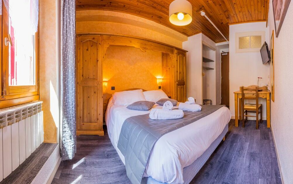 val-cenis-lanslebourg-hotel-relais-2-cols-chambre - Pierre Gagniere