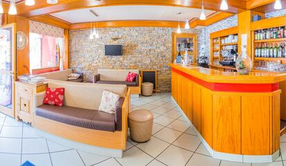 val-cenis-lanslebourg-hotel-relais-2-cols-bar - Pierre Gagniere