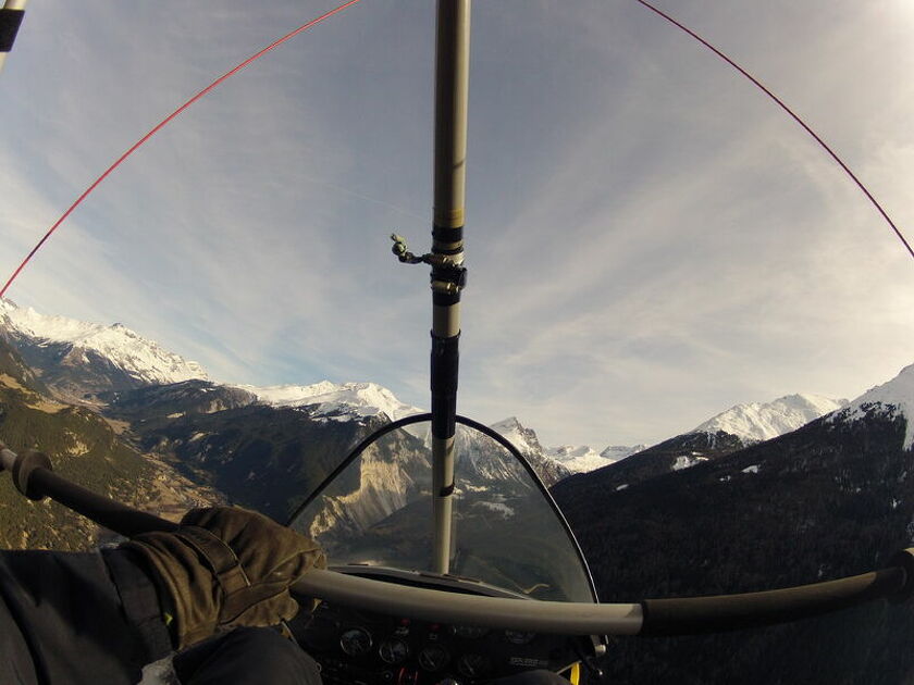 © Paysage d'été en ULM - Maurienne ULM