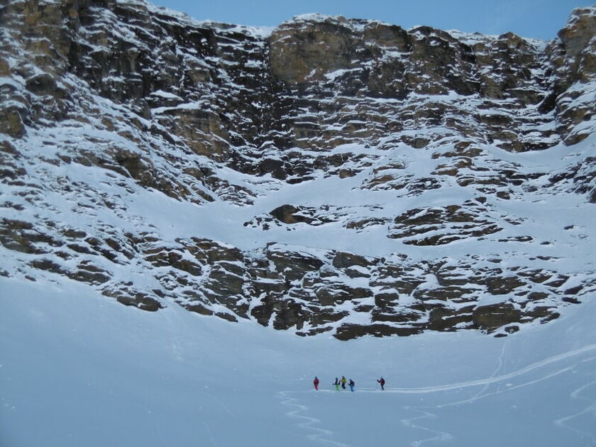 Groep off-piste skiërs - Régis Burnel