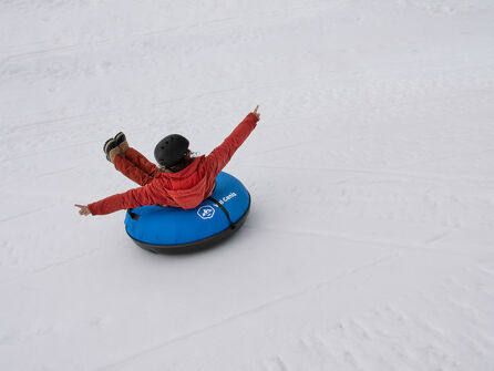 Base Snowtubing