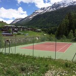 © Val Cenis Lanslevillard terrain tennis - OT Haute Maurienne Vanoise