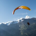 © Parapentiste en vol - FRESH INFLUENCE D. Durand