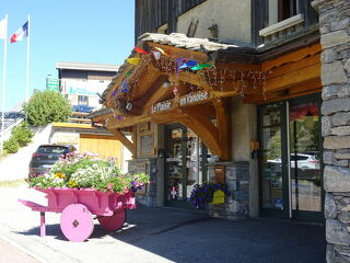 Le Plaisir en Vanoise, real estate agency in Val Cenis Lanslevillard - K.Desimone