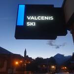 Skimium Val Cenis Ski and Dent Parrachée store sign - Magali Finaz