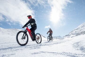 © Fat bike en fin d'après-midi - J.Cathala HMVT