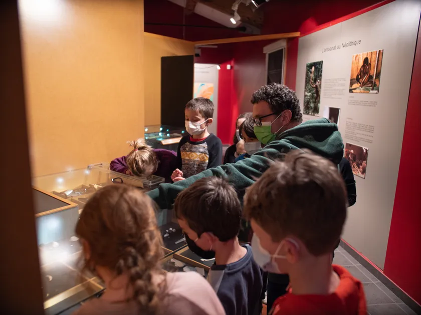 Rondleiding door het Archeologisch Museum van Sollières-Sardières - HMVT/D. Cuvelier