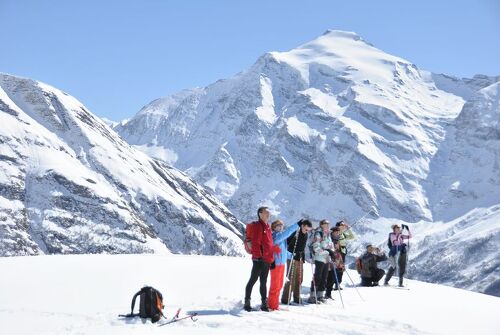 Sortie raquettes à la journée avec repas en refuge