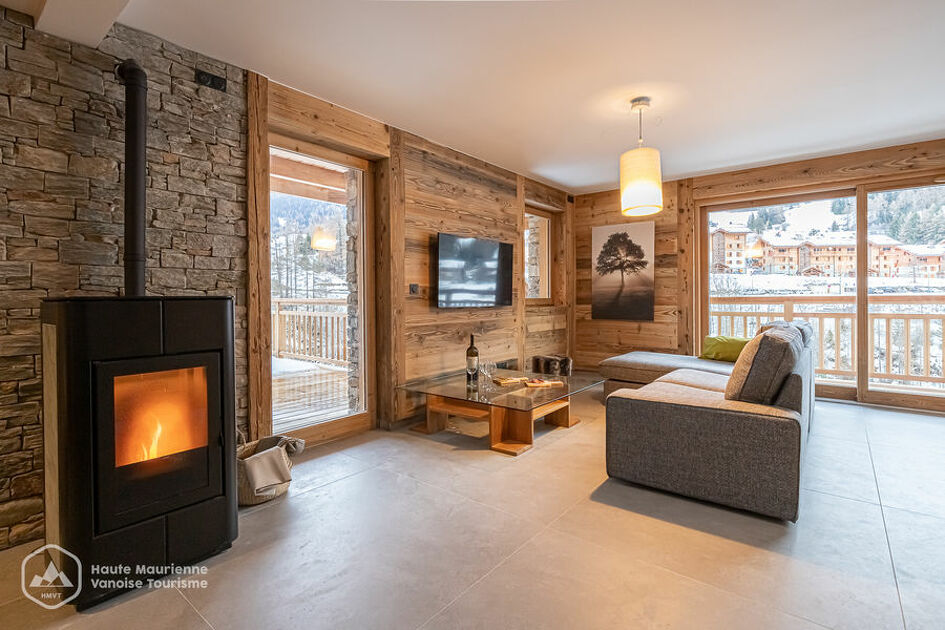 val cenis lanslebourg residence pramaria apartment le moulinage rental 8 people estour - HMVT