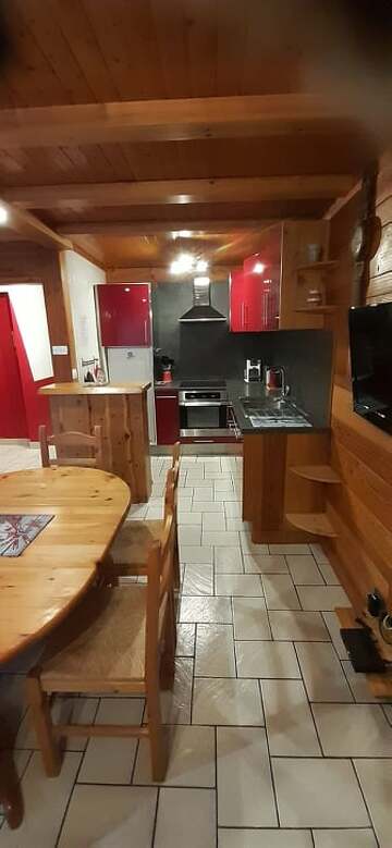 © Appartement 6 personnes avec balcon au cœur de Termignon - M-C Bétard