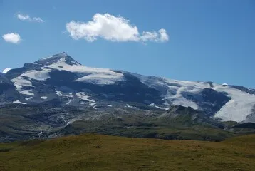 Ascent to 'Plan du Lac' - Dimitri Kalioris