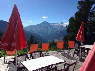 © Restaurant d'altitude La Ranôva à Val Cenis-Lanslevillard - L.Bison