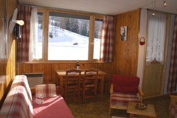 Residence L&#039;Aiglon - Montagne Immobilier