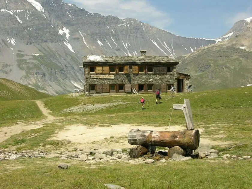 © Refuge porte de Plan du Lac - K.Mandray