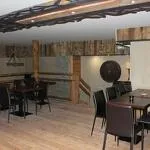 © De C2, bar-restaurant &amp; après-ski in Val Cenis- C2