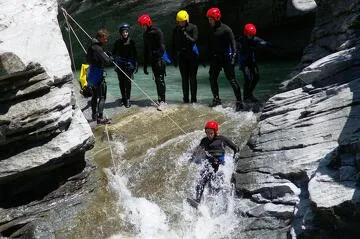 © Canyoning à l'Ecot avec la Maison des Guides de Val Cenis - OTHMV
