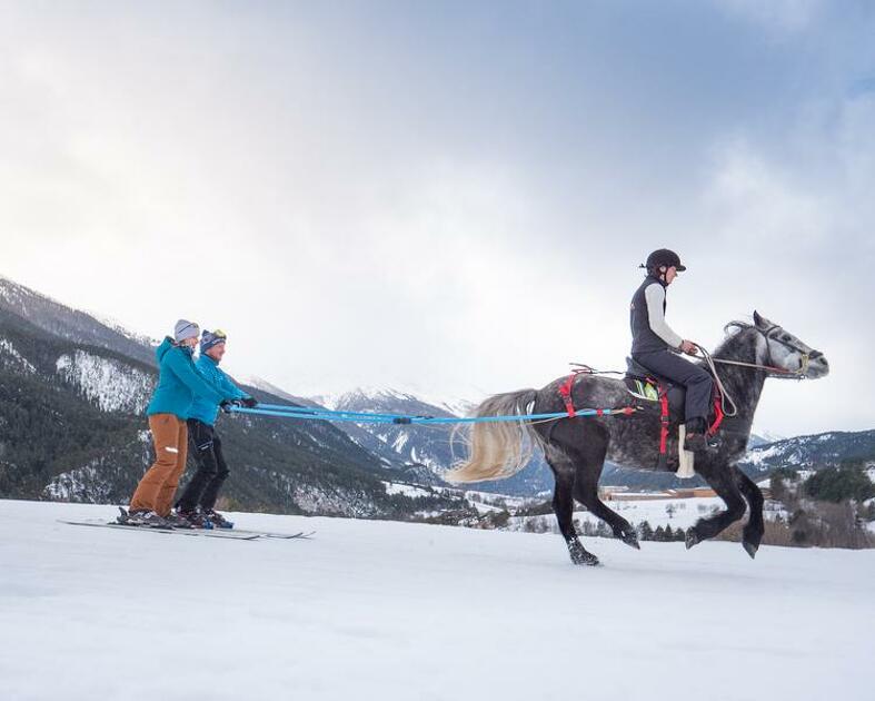 © Ski tracté avec l'ESF de Val Cenis Termignon - J.Cathala - OTHMV