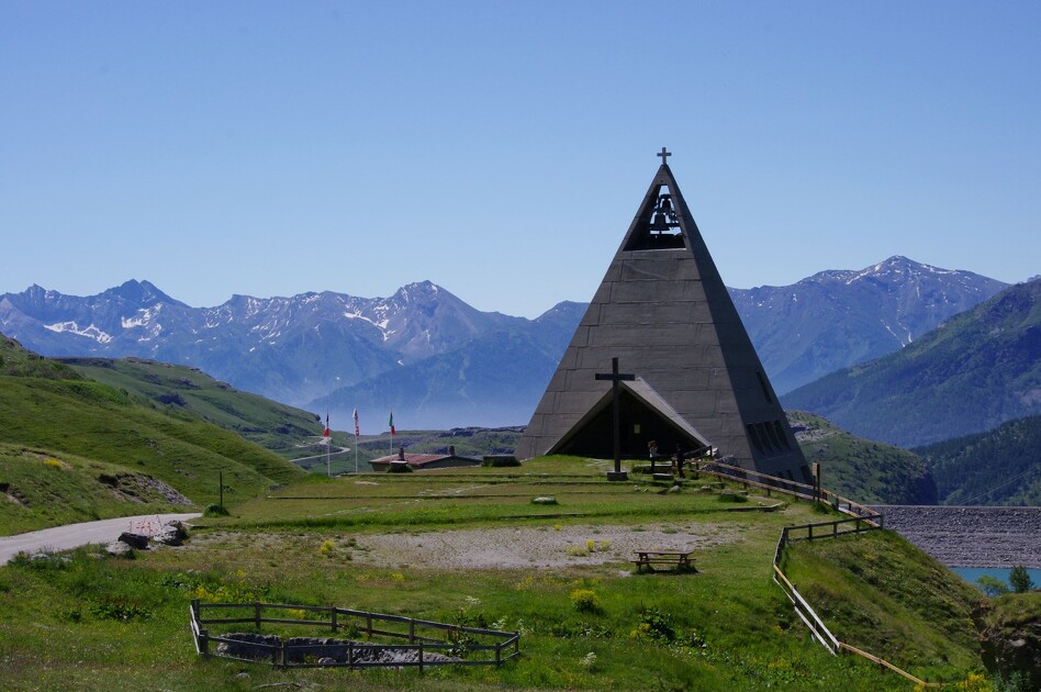 © val-cenis-musee-pyramide-plus-exterieur - OT Haute Maurienne Vanoise