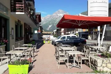 Val Cenis© Hotel-restaurant l'Alpazur in -Lanslebourg - Erwan Fouillet-Hôtel Alpazur