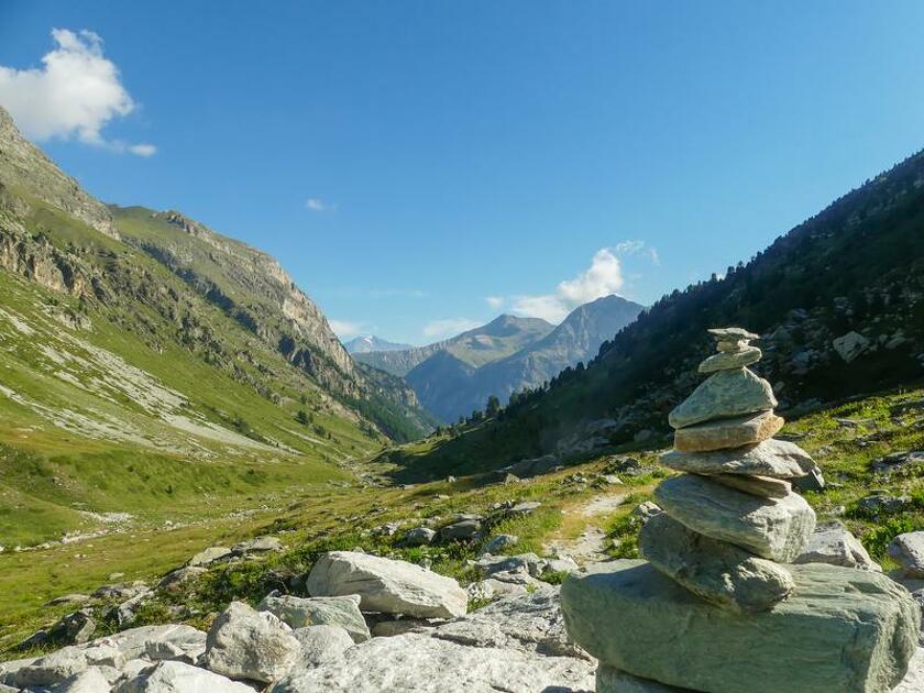 © Tour des roches d'Etache en 2 jours - Etape 2 - Du refuge d'Ambin au refuge du Suffet_Val-Cenis - OTHMV - S. Romane