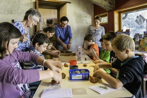 "Graine d'Archéologue": Inleidende workshop over prehistorisch aardewerk