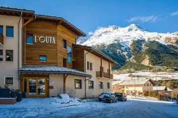 © Bar l'Outa in Val Cenis- l'Outa