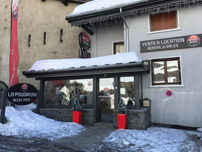 © Sport 2000-La Poudreuse à Val Cenis-Lanslevillard - Magali Finaz