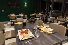 © Restaurant "la Tête à l'Envers" à Val Cenis-Sollières - la Tête à l'Envers