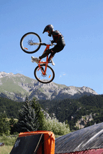 © Dirt2.gif - Neige et Soleil