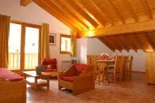 © val-cenis-lanslevillard-residence-essarts - DHM