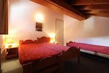 © val-cenis-lanslevillard-residence-essarts - DHM