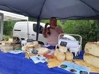 © Local Produce Market in Val Cenis- Les 14 Chapeaux