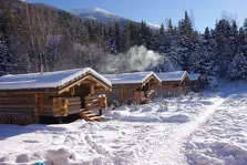 © val-cenis-sollière-sardière-camping-le-chenantier-logement-insolite-cabane - F.Dejardin