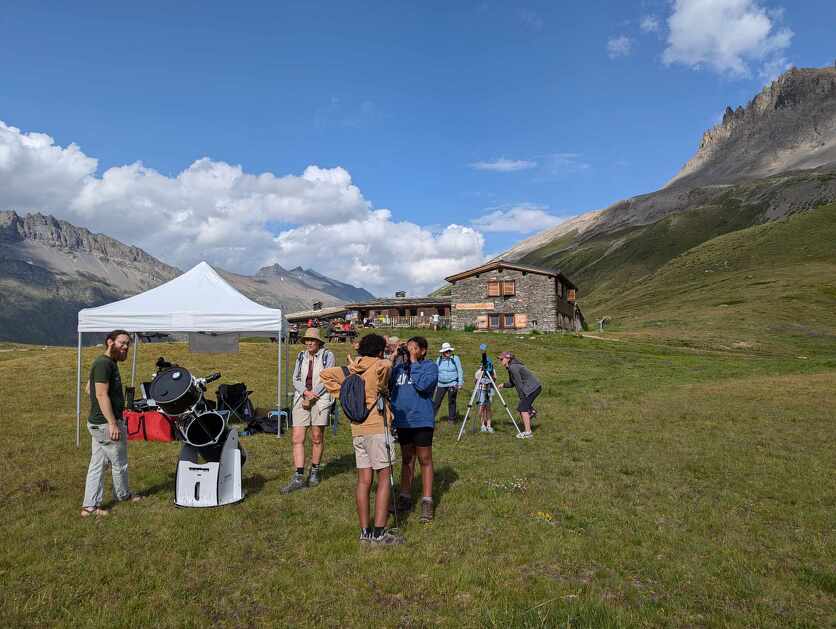 © Soirée sous les étoiles au refuge de Plan du Lac_Val-Cenis - La Boule de Neige Bleue