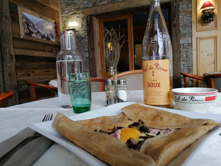 Val Cenis © Crêperie de l'Alpazur in Lanslebourg - alpazur