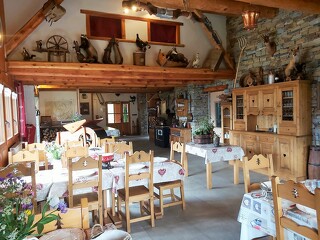 © val-cenis-bramans-restaurant-refuge-montbas-tsamou - Joseph Ratel