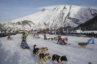 La Grande Odyssée Royal Canin - Mass start - étape 7A Bessans