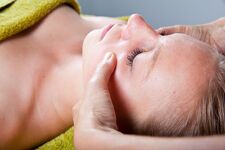 © Massages et soins à Val Cenis-Lanslebourg - C.Del Cura