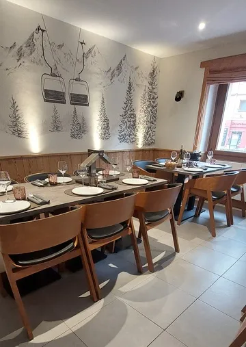 © Restaurant Le Pic du 35 à Val Cenis-Lanslebourg - C.Zapillon