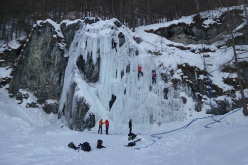 Initiation cascade de glace