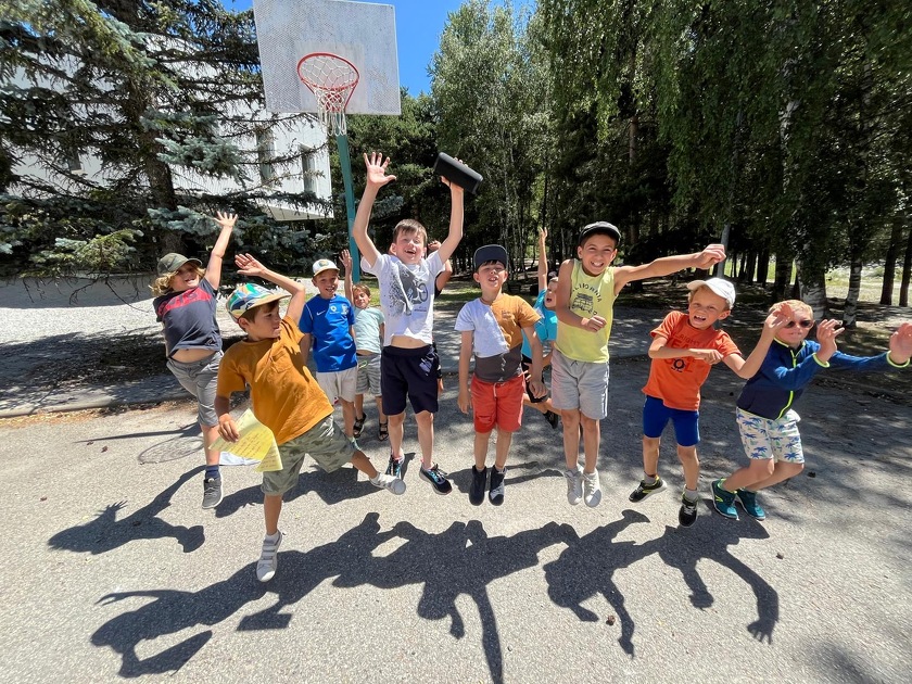 © b837c44a-9d42-4cb5-9ed5-53d7e999656b.JPG - Neige et Soleil