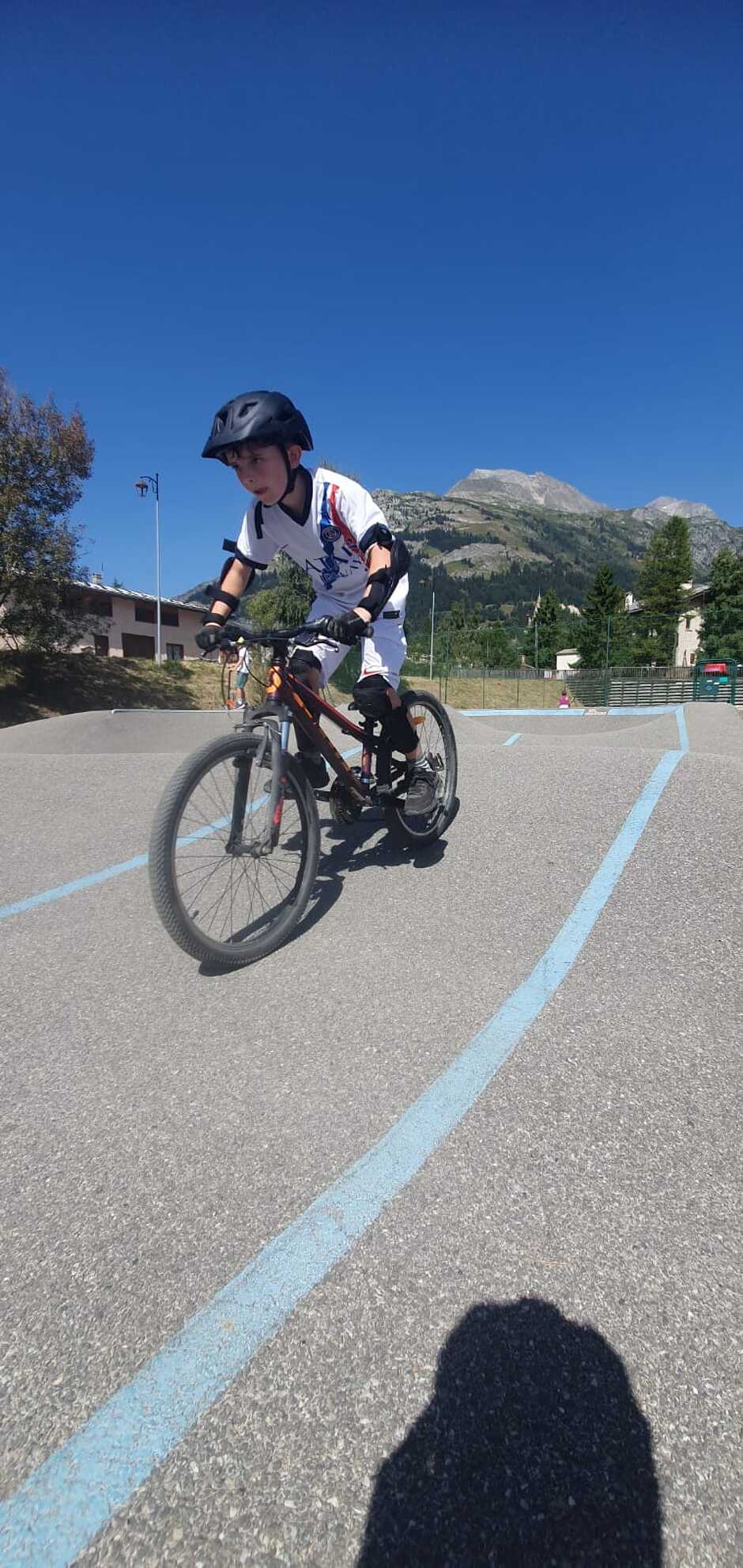 © PHOTO-2025-08-14-17-49-27.jpg - Neige et Soleil